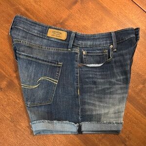 Signature by Levi Strauss High-rise Denim Shorts